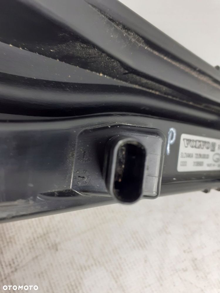 Halogen Prawy DRL LED Volvo V40 II 12-19r31395920 - 5
