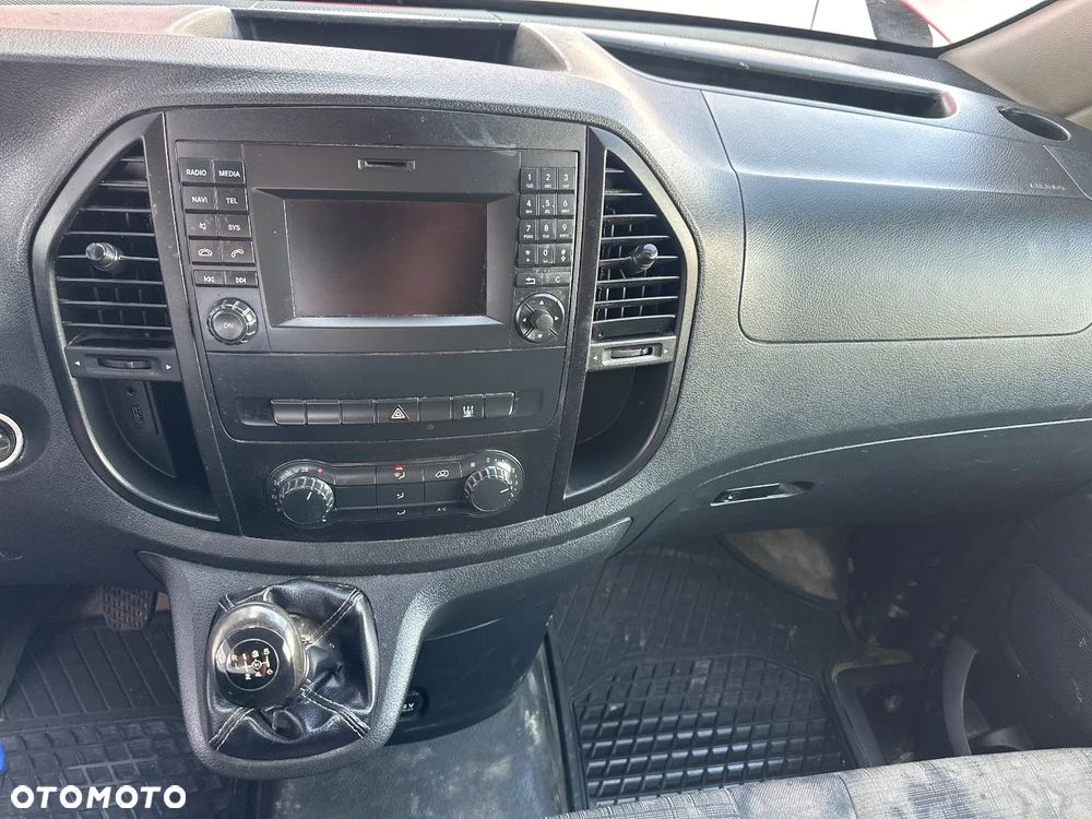 Mercedes-Benz VITO - 18