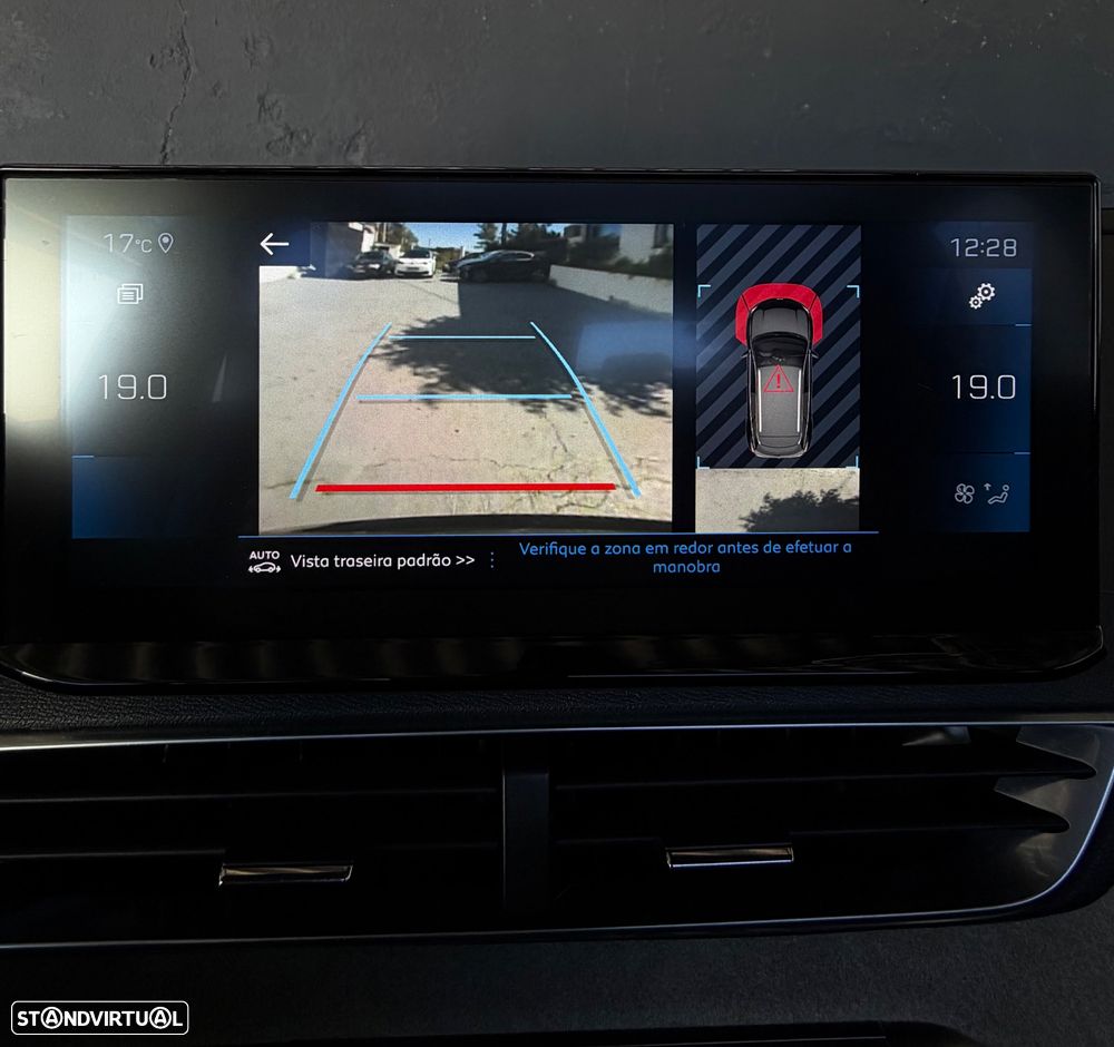 Peugeot 3008 1.2 PureTech GT Line EAT8 - 37