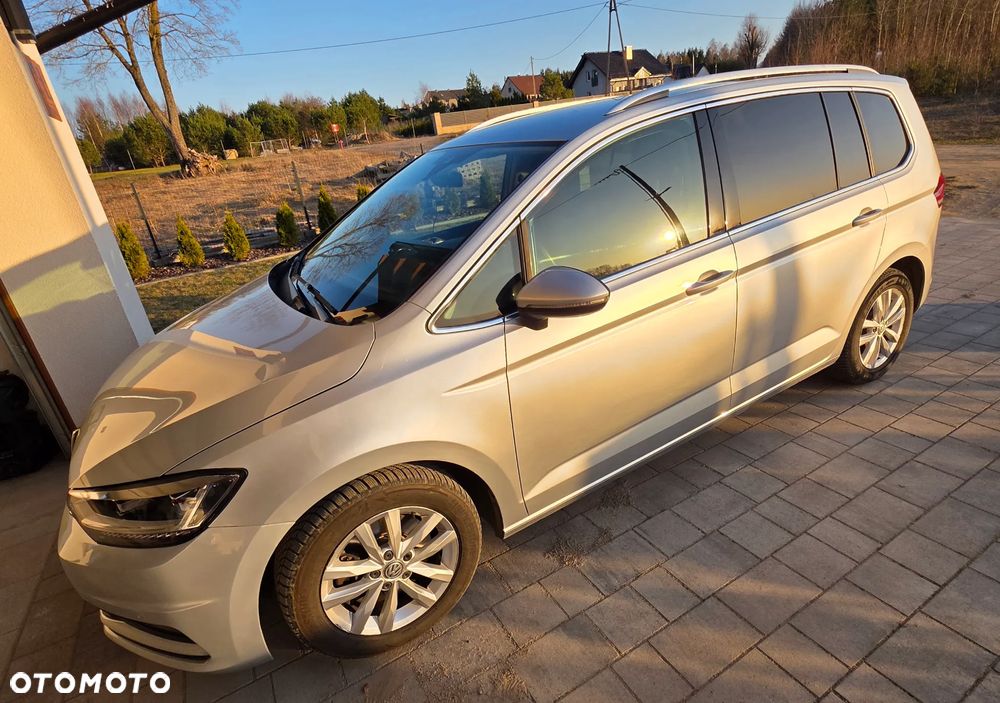 Volkswagen Touran 1.6 TDI SCR (BlueMotion Technology) Comfortline - 10