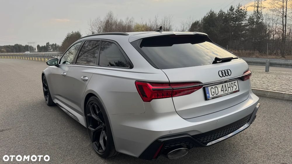 Audi RS6 Avant - 4