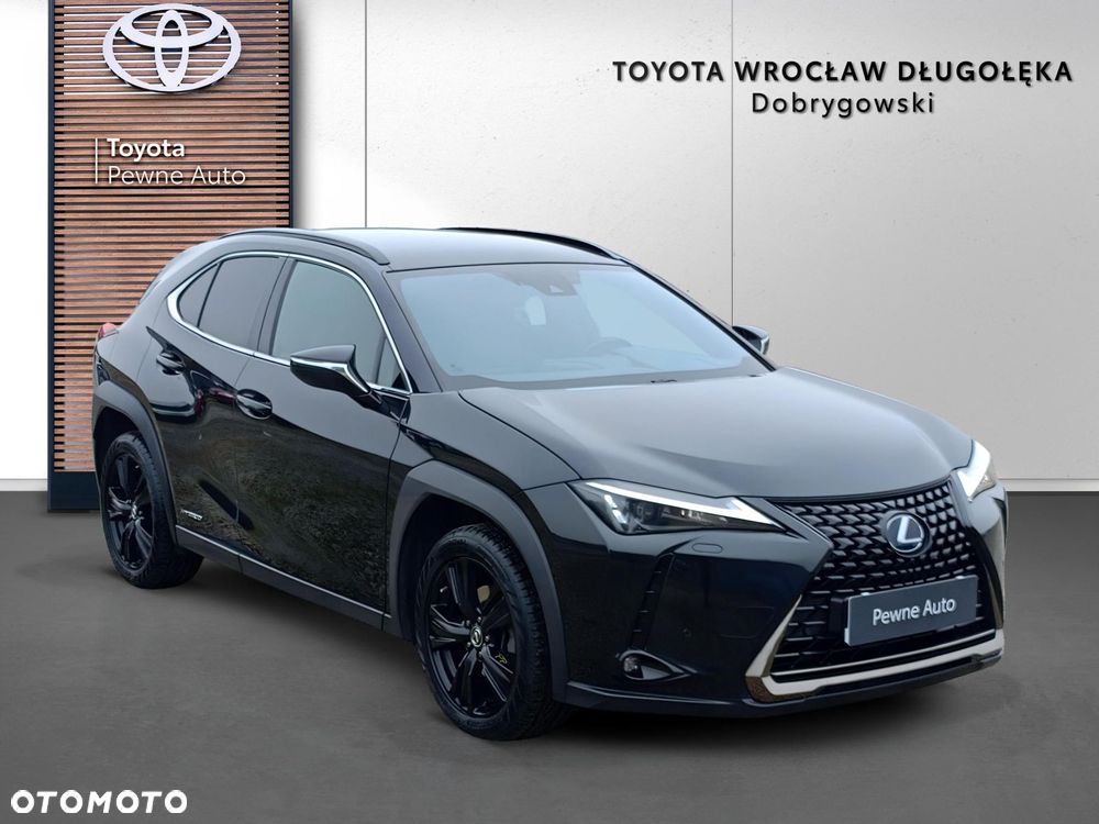 Lexus UX - 1