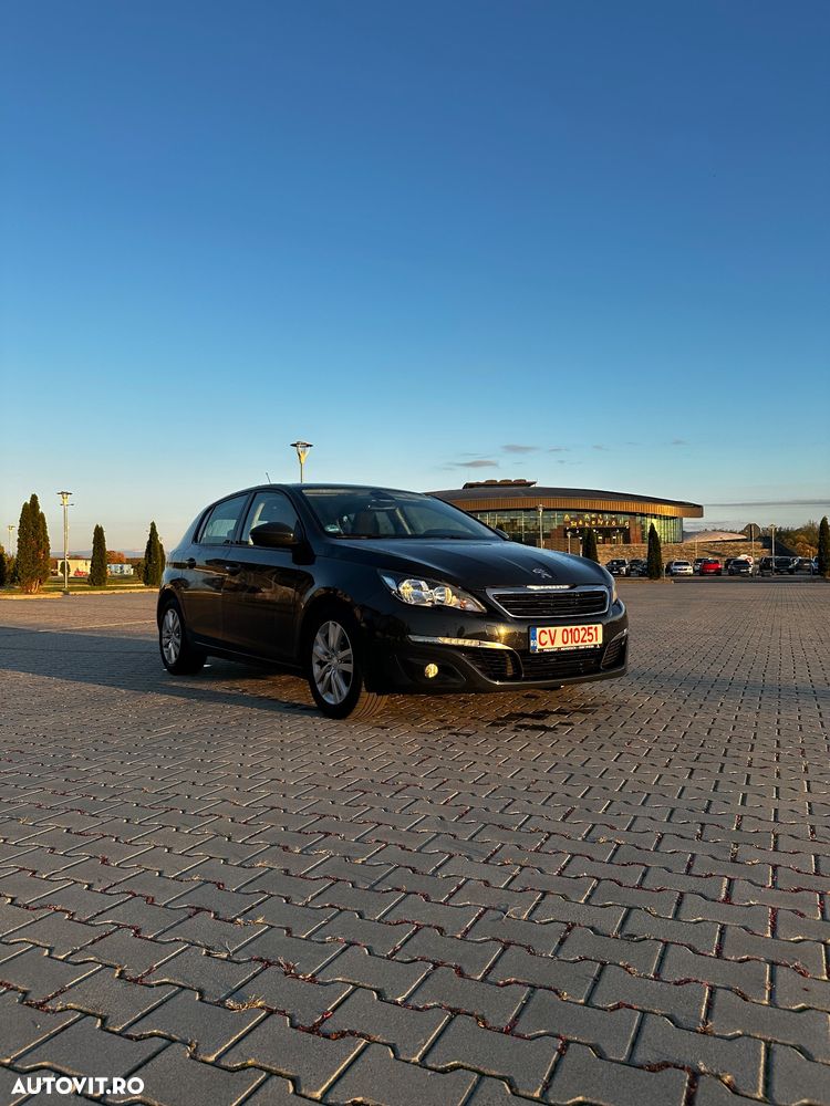 Peugeot 308 125 THP Active - 1