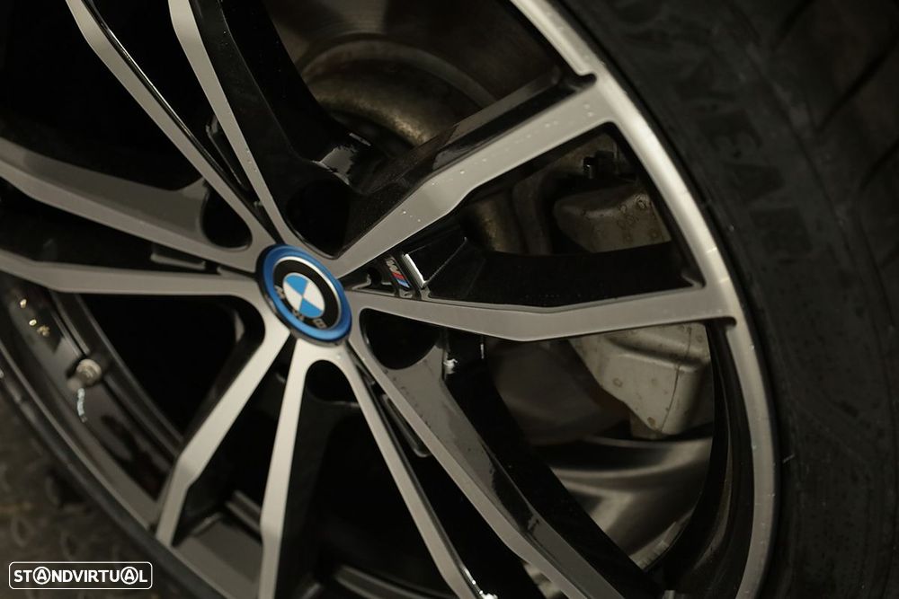 BMW 330 e Pack Desportivo M Auto - 6