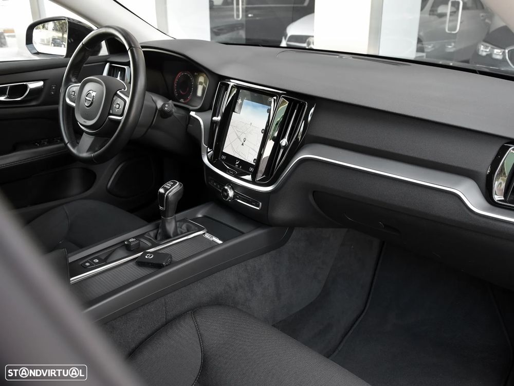 Volvo V60 2.0 D3 - 7