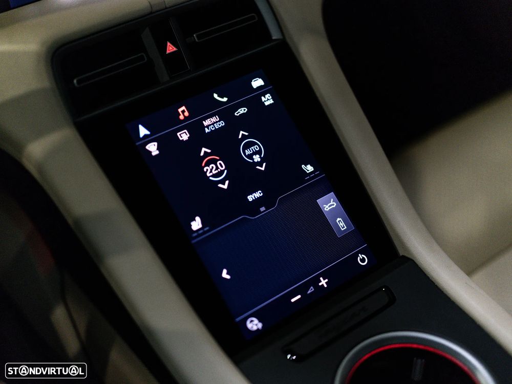 Porsche Taycan Sport Turismo - 35