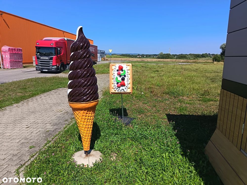 Niewiadów przyczepa specjalna- gastronomicznaa - 2
