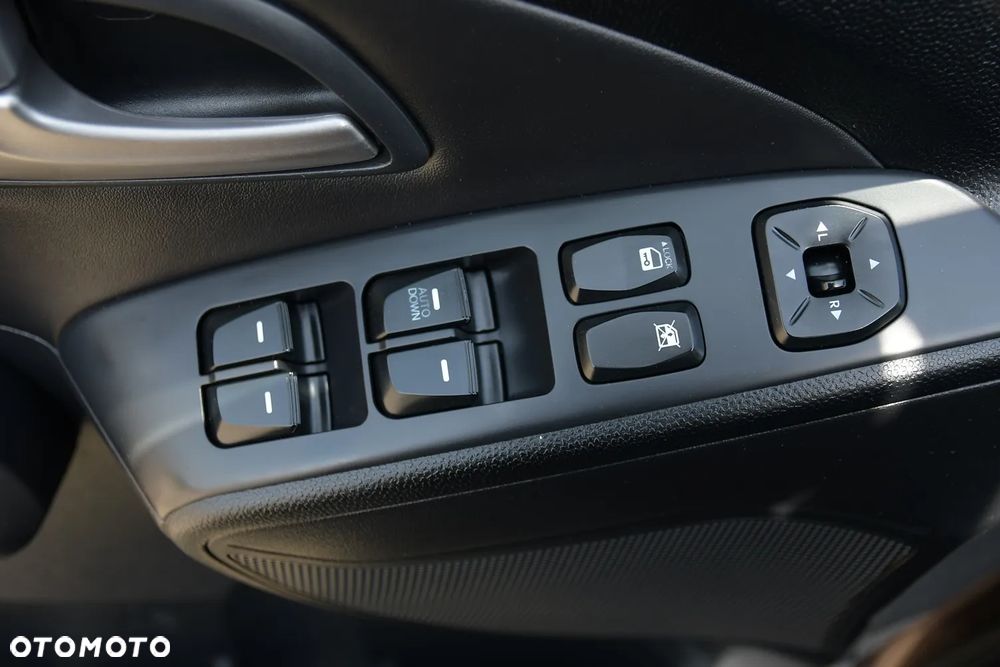 Hyundai ix35 2.0 Premium 2WD - 26