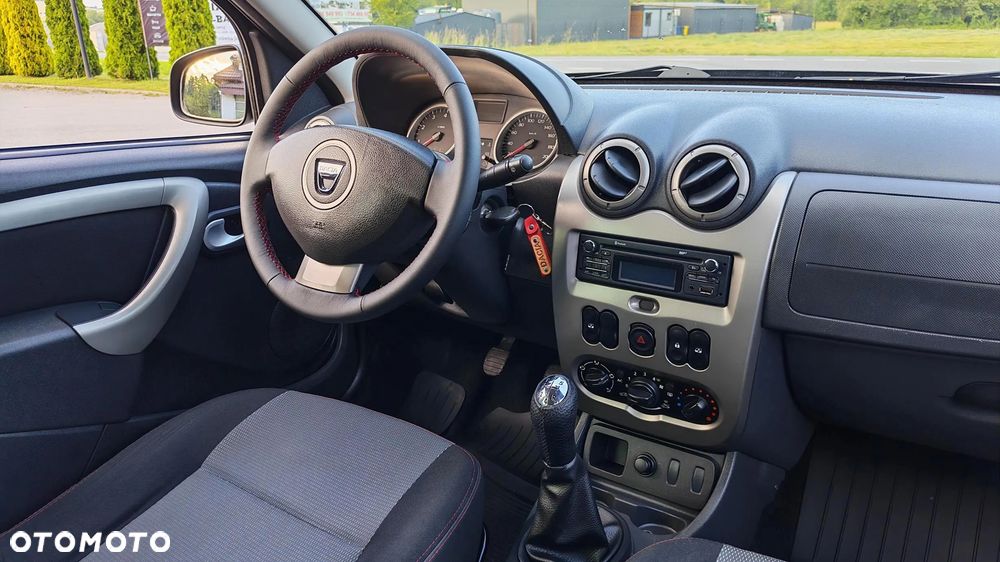 Dacia Duster SCe 115 4x2 Prestige - 31