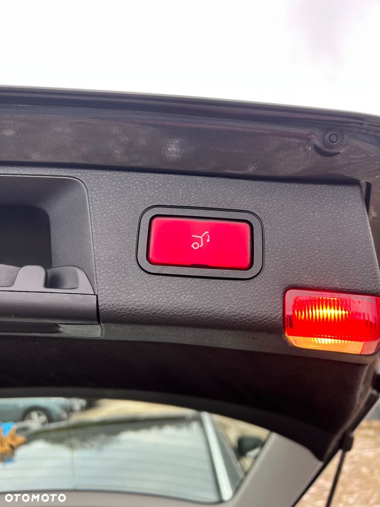 Mercedes-Benz Klasa C 220 CDI DPF Elegance - 17