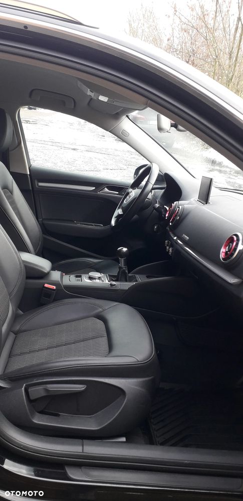 Audi A3 Sportback 2.0 TDI (clean diesel) quattro Ambiente - 26