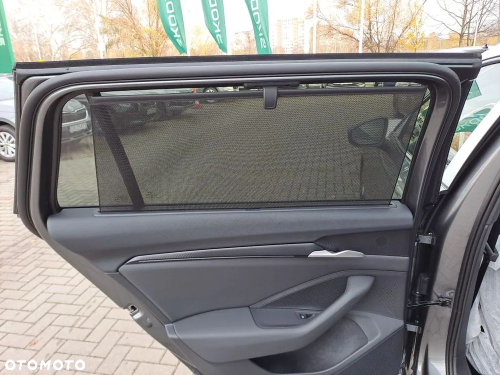 Skoda Superb 2.0 TDI SCR 4x4 Sportline DSG - 9