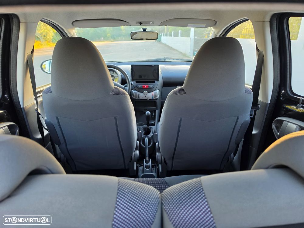 Peugeot 107 1.0 Trendy - 22