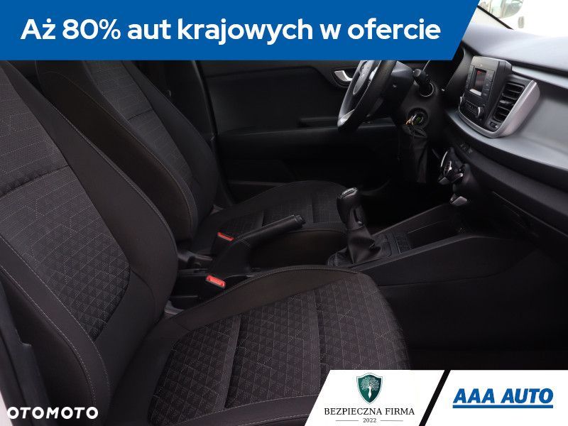 Kia Rio - 11