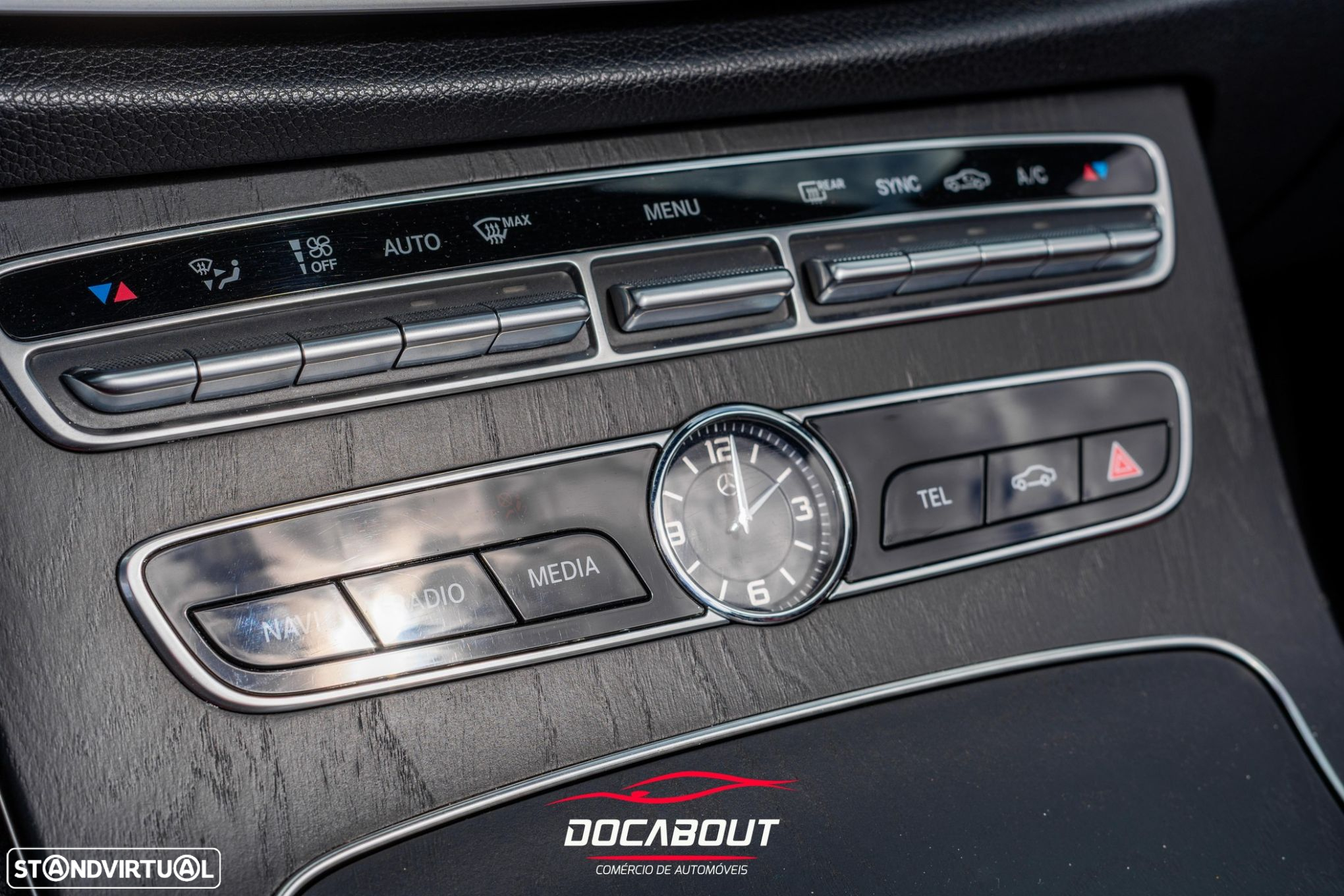 Mercedes-Benz E 220 d AMG Line - 11