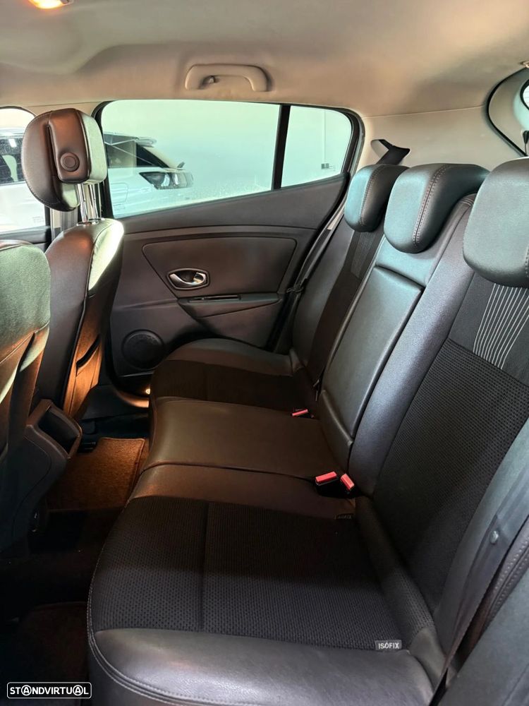 Renault Mégane 1.5 dCi Luxe SS - 11