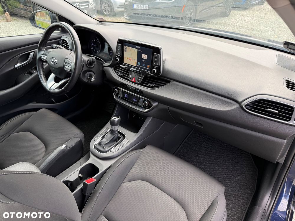 Hyundai i30 1.6 CRDI Trend - 40