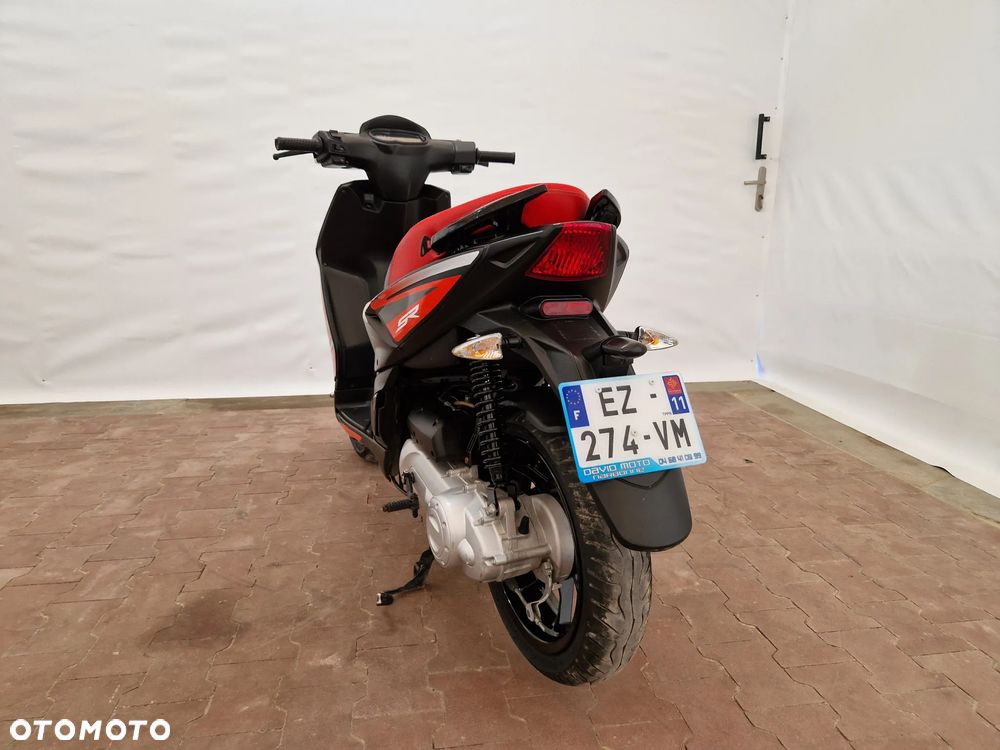 Aprilia SR - 6