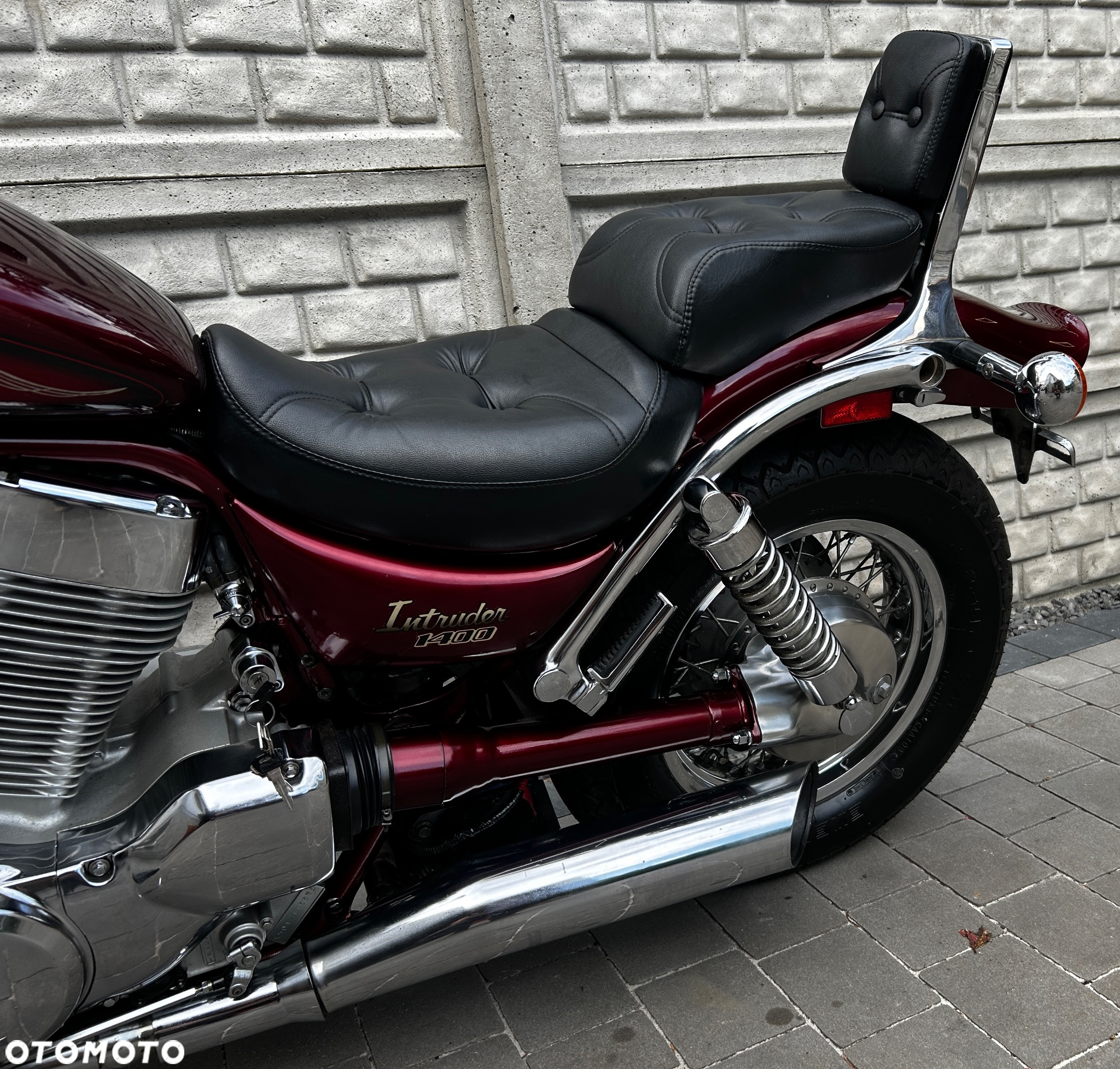 Suzuki Intruder - 23
