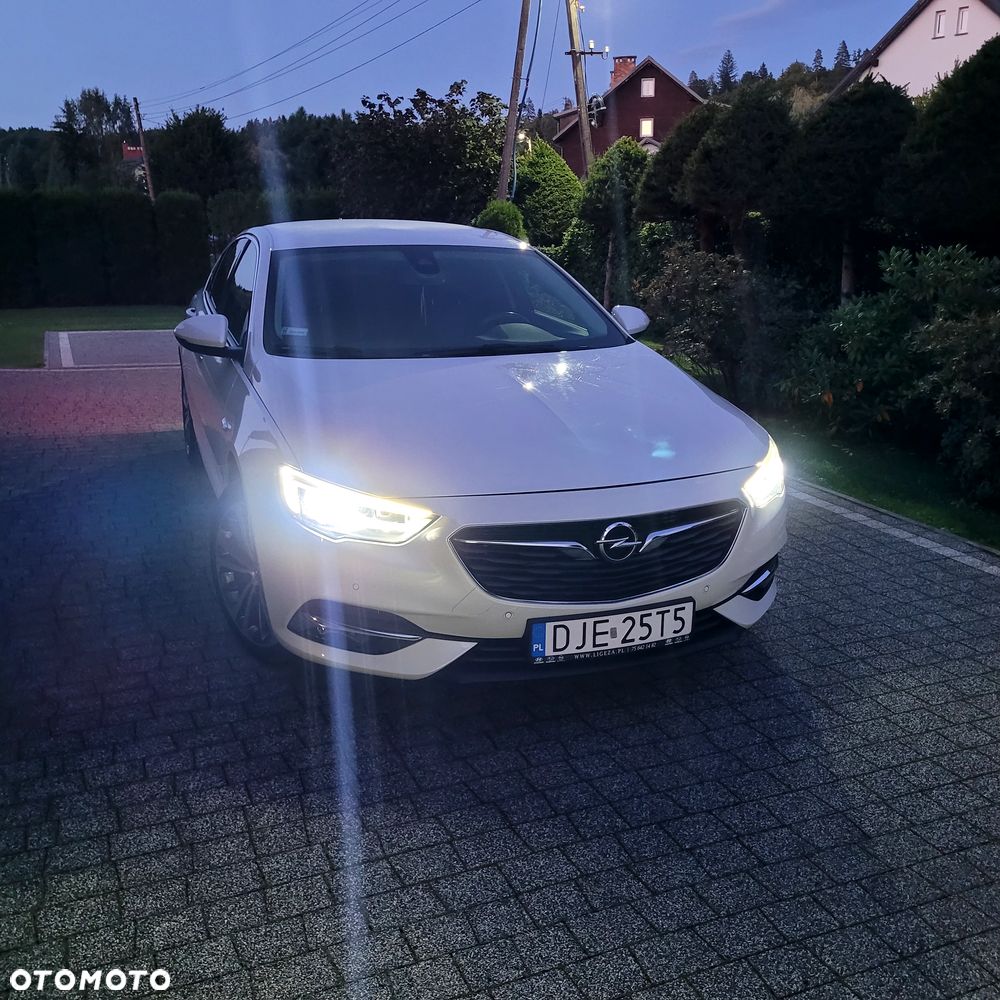 Opel Insignia - 12