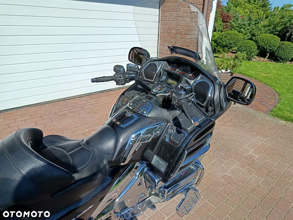 Honda GL - 10