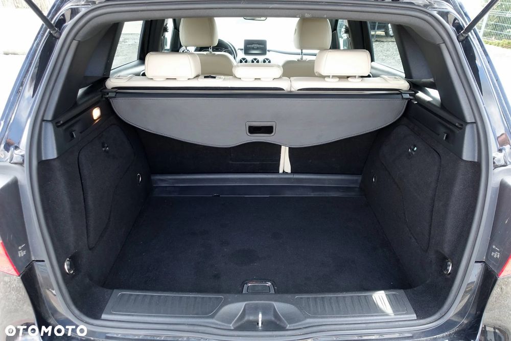 Mercedes-Benz Klasa B 180 7G-DCT Style - 30