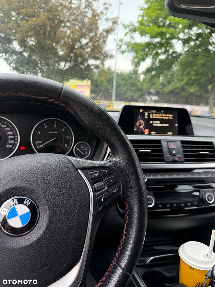 BMW Seria 3 320d Luxury Line - 6