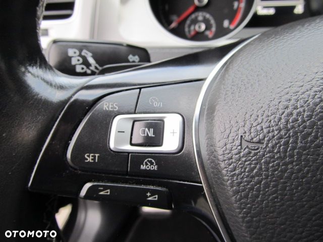 Volkswagen Golf 1.4 TSI BlueMotion Technology DSG Lounge - 20