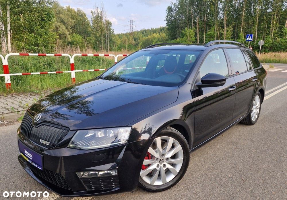 Skoda Octavia Combi 2.0 TDI (Green tec) RS - 2