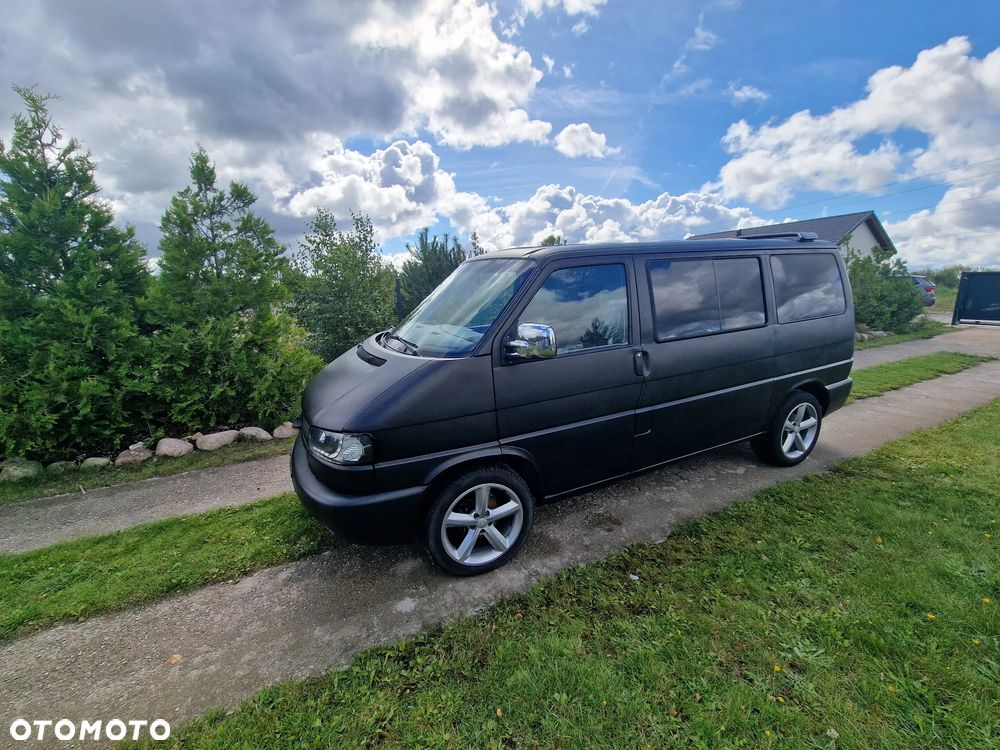 Volkswagen Caravelle GL - 37
