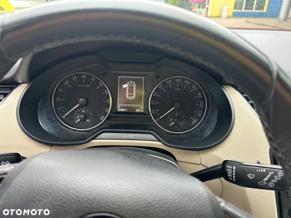 Skoda Octavia 1.6 TDI Style - 23