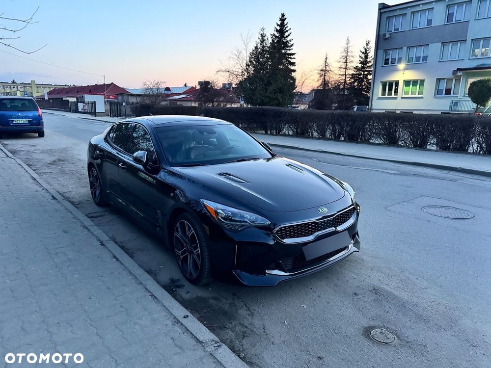 Kia Stinger - 13