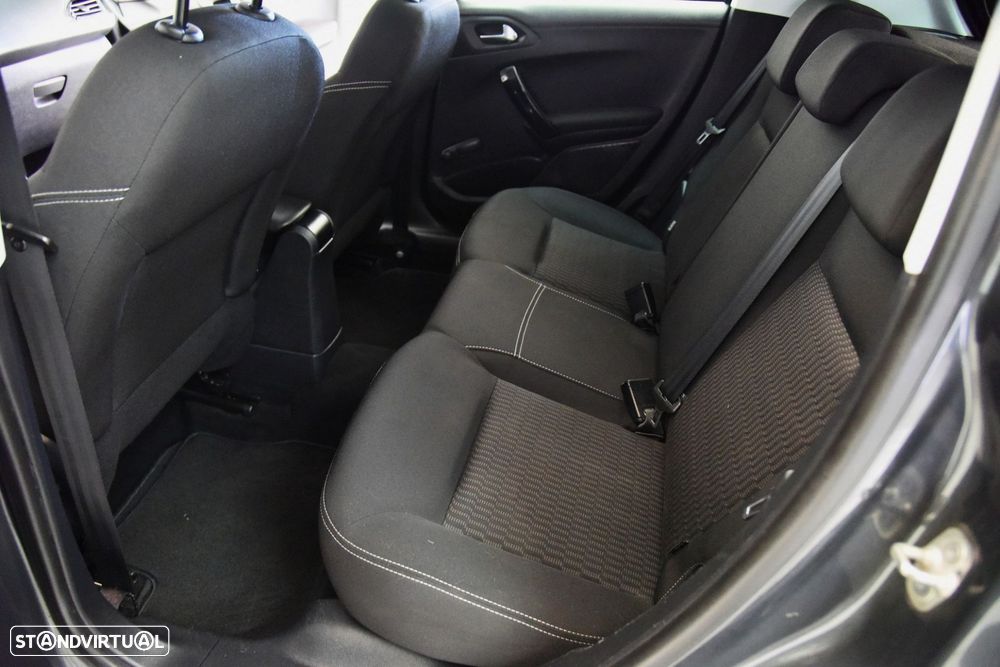 Peugeot 208 1.6 BlueHDi Active - 26