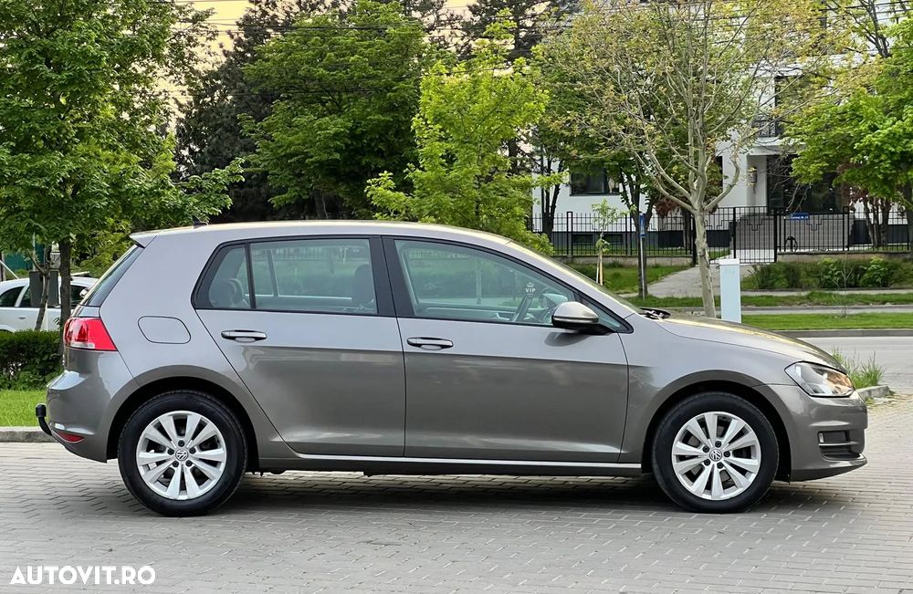 Volkswagen Golf 1.6 TDI (BlueMotion Technology) Comfortline - 11