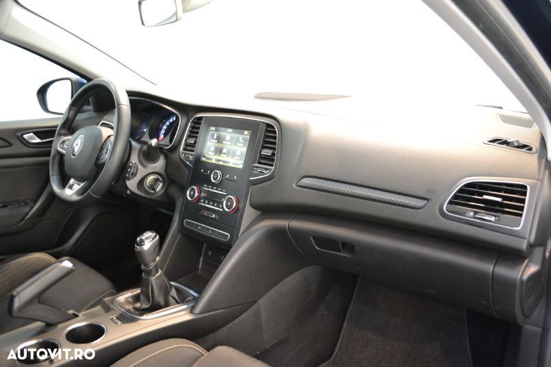 Renault Megane Blue dCi 116 Zen - 12