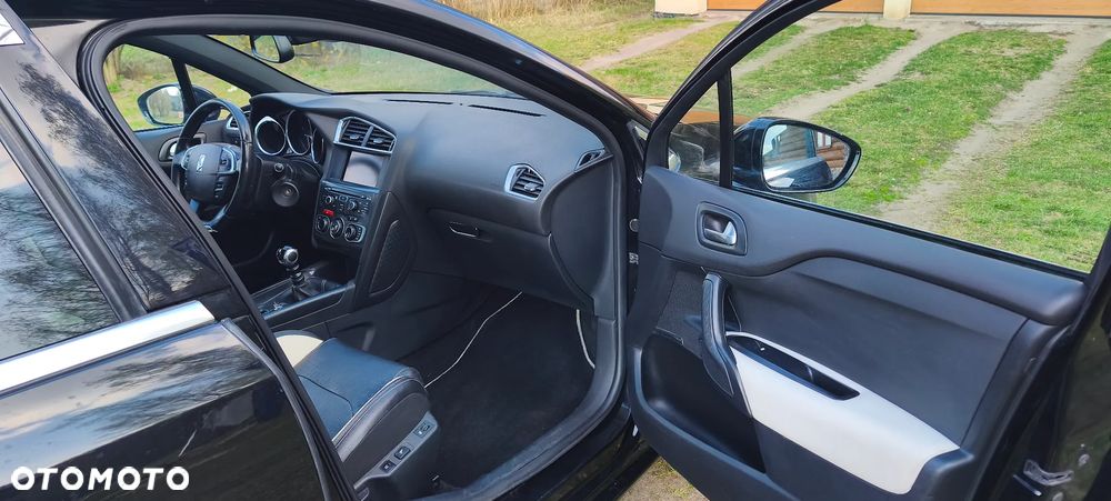 Citroën DS4 1.6 THP Pure Pearl - 9