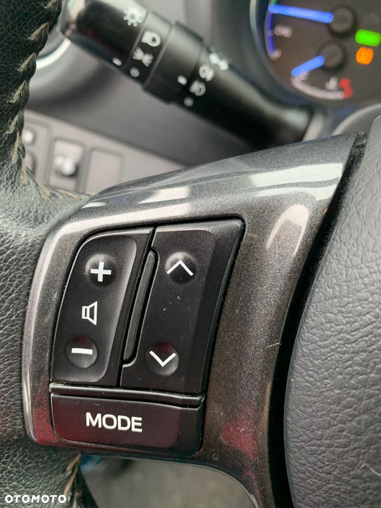 Toyota Yaris 1.5 VVT-i Y20 Team Deutschland - 14