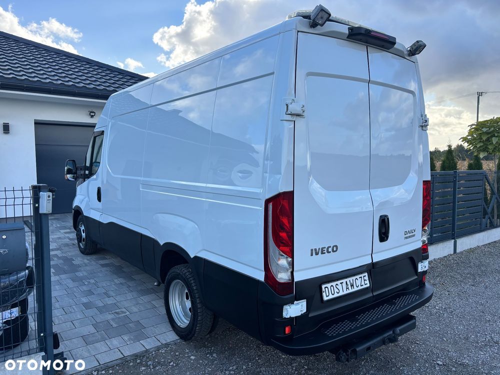 Iveco 35c18 - 8