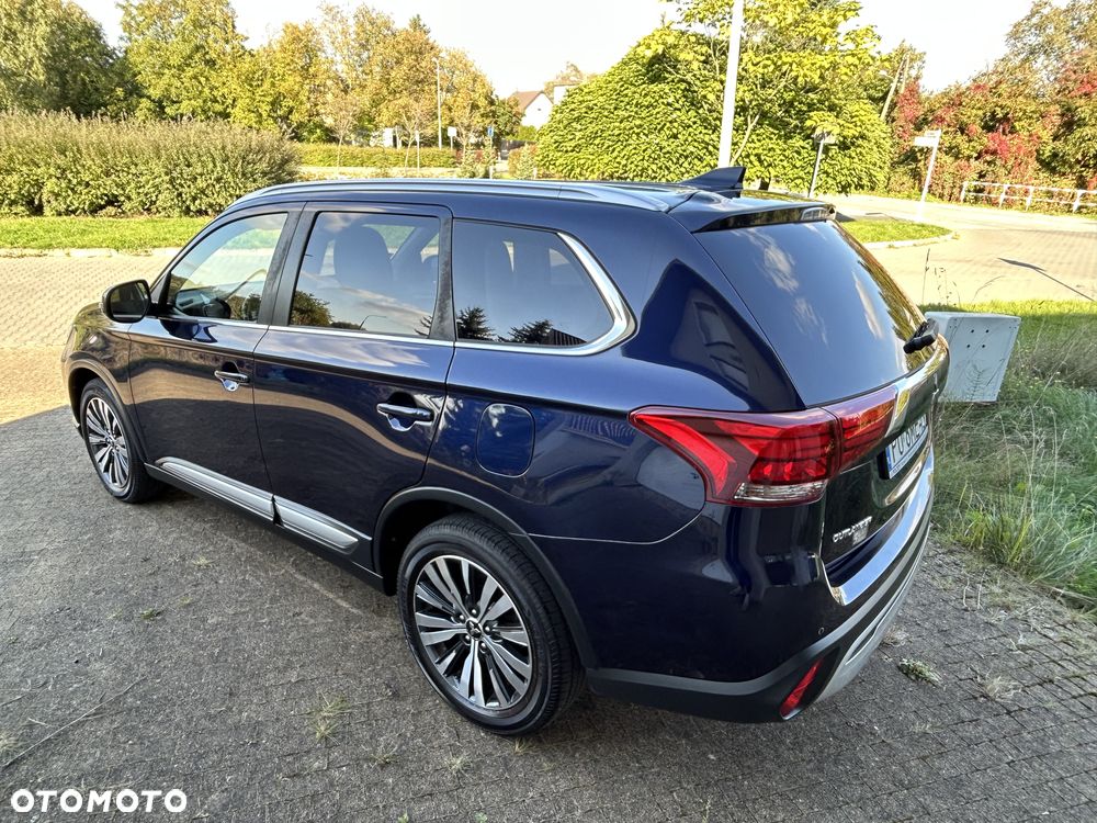 Mitsubishi Outlander 2.0 Intense + Navi 4WD CVT - 6