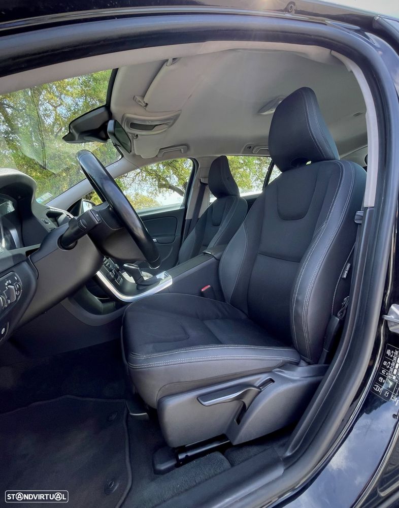 Volvo V60 DRIVe Geartronic Powershift Momentum - 10