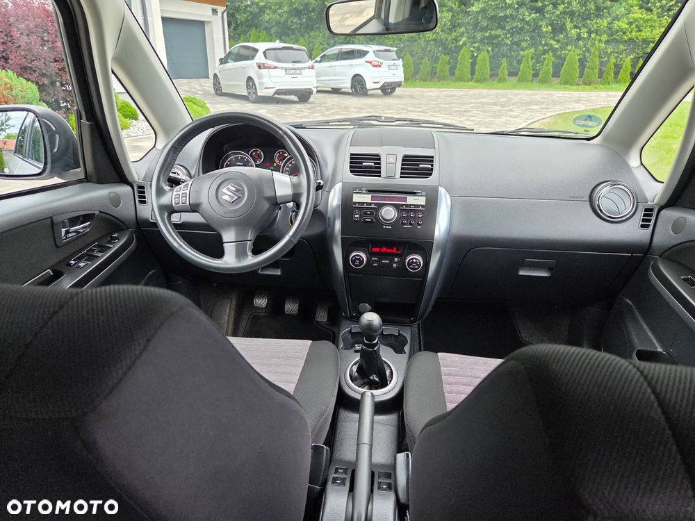 Suzuki SX4 1.6 VVT Streetline 4x2 Club - 26