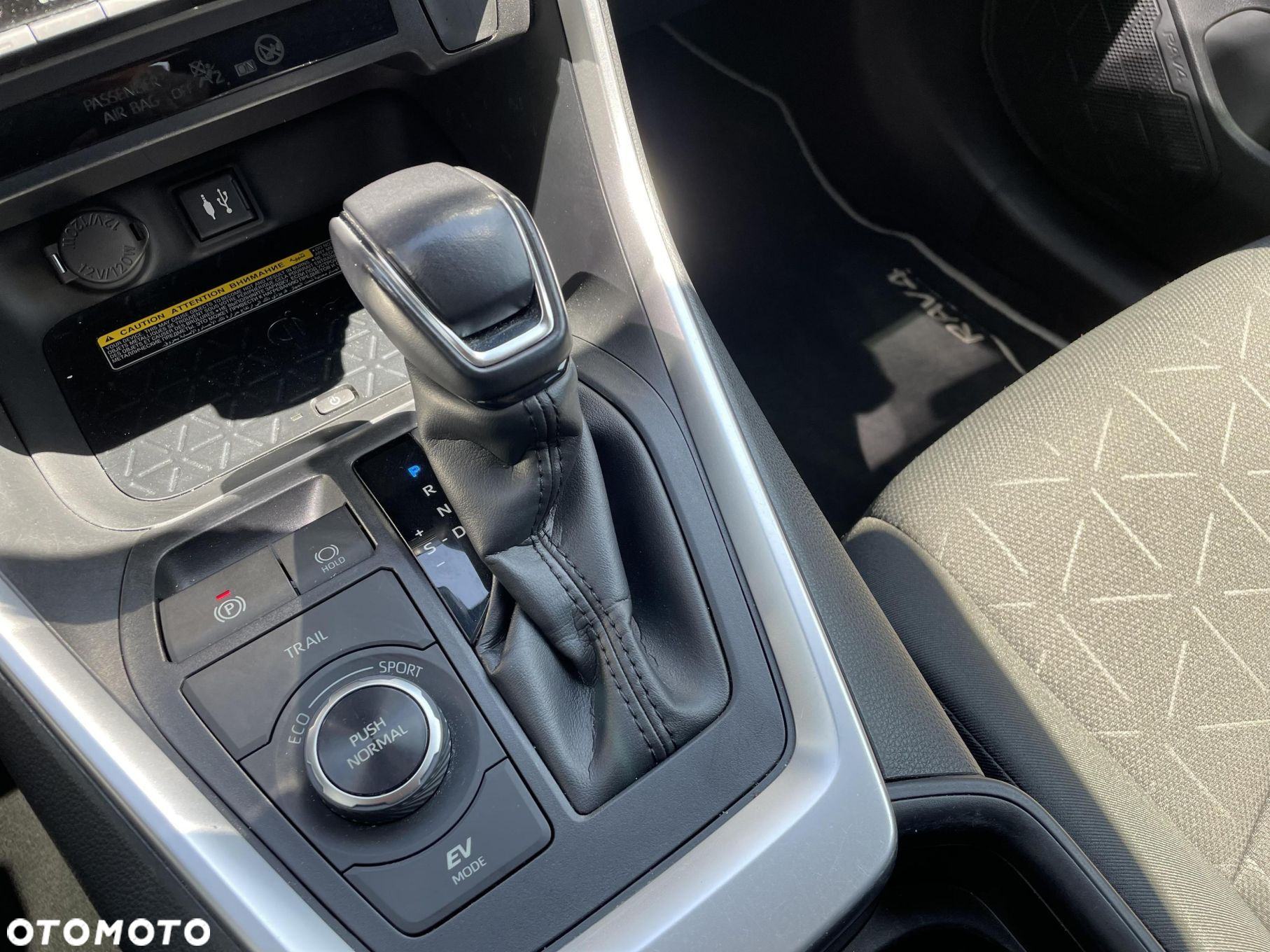 Toyota RAV4 2.5 Hybrid Comfort 4x4 - 15