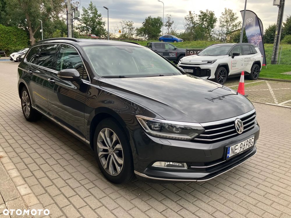 Volkswagen Passat - 11