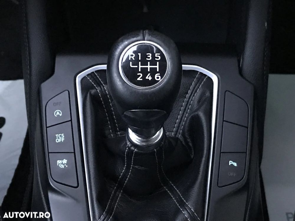 Ford Focus 1.5 EcoBlue Titanium X - 32