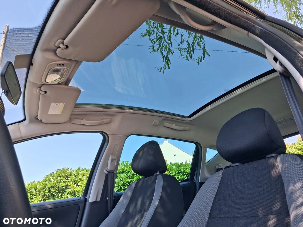 Peugeot 207 - 12