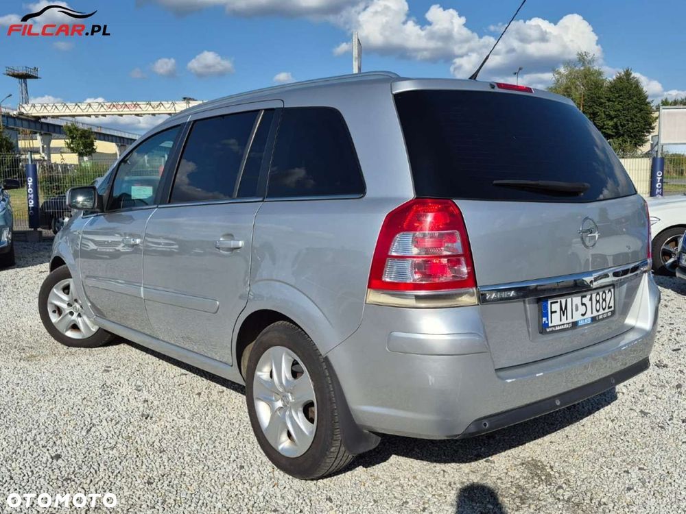 Opel Zafira - 4