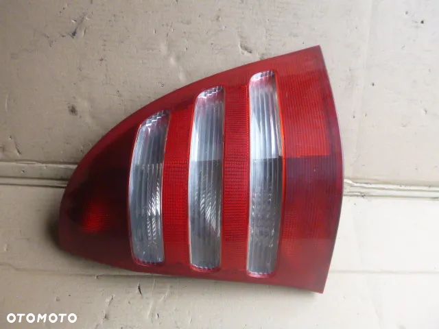 LAMPA PRAWY TYŁ PRAWA TYLNA MERCEDES C KLASA W203 KOMBI - 5