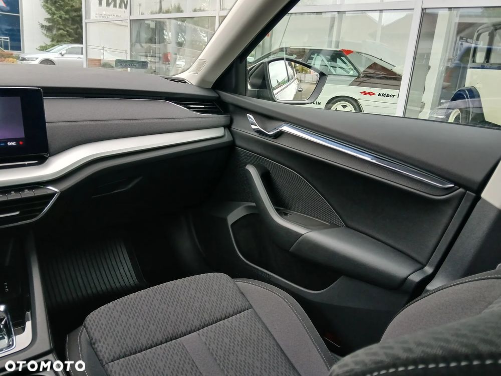 Skoda Octavia 2.0 TSI 4x4 Style DSG - 25