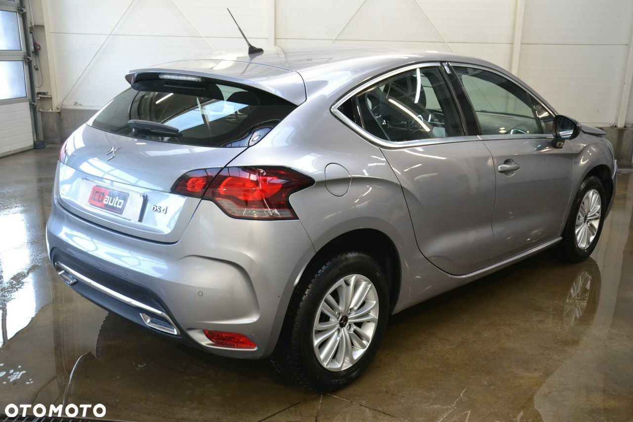 DS Automobiles DS 4 - 7