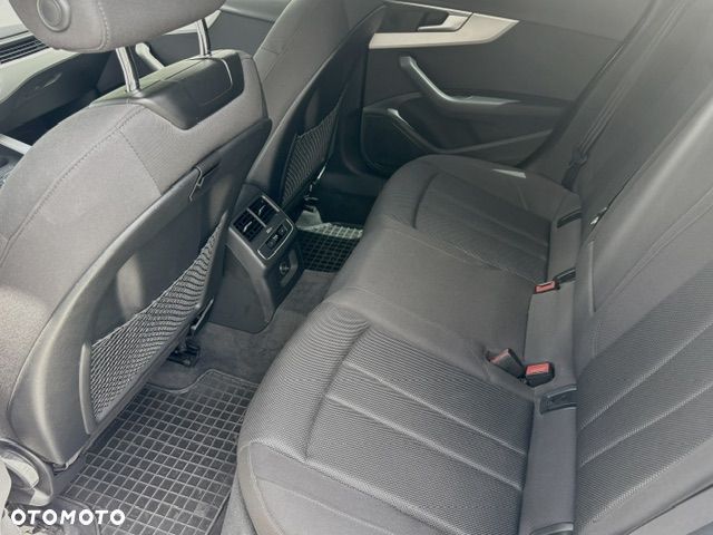 Audi A4 Avant 35 TFSI mHEV Advanced S tronic - 11